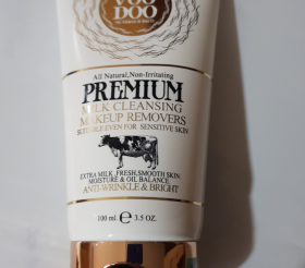 Voodoo Premium Milk Cleansing Makeup Remover / Пенка для очищения лица и удаления косметики с молочным протеином (100 мл)